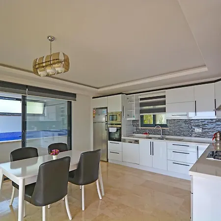 Private Loya Villa